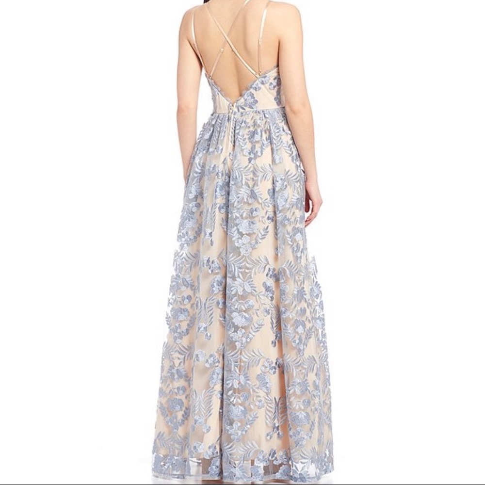 PROM DRESS - Picture 2 of 6
